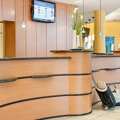 City-west Otel 3*